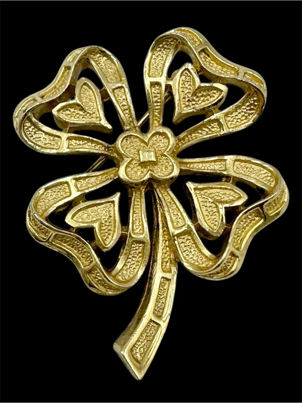Crown Trifari Signed Lucky 4 Leaf Clover Gold Tone Brooch